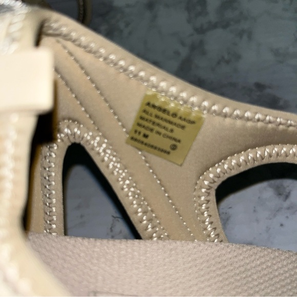 MUDD Angelo womens strap sandals beige size 11 M Hiking Walking Outdoor Shoes - Picture 5 of 5